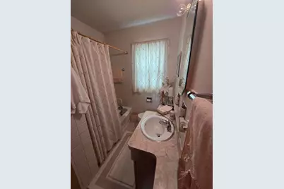 7416 W Winnemac Avenue, Harwood Heights, IL 60706 - Photo 6