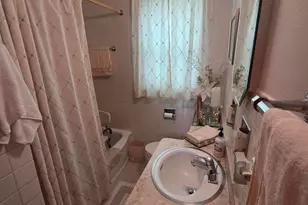 7416 W Winnemac Ave, Harwood Heights, IL 60706 - Photo 6