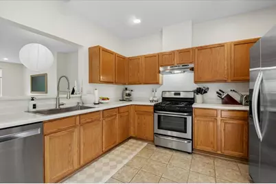218 Polo Club Drive #218, Glendale Heights, IL 60139 - Photo 6