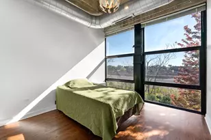 1001 W 15th St, Chicago, IL 60608 - Photo 24