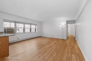 4980 N Marine Dr, Chicago, IL 60640 - Photo 2