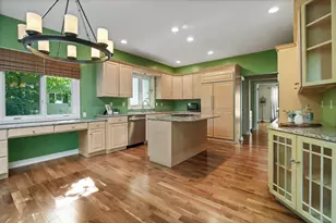 5123 Regents Park Rd, Rockford, IL 61107 - Photo 6