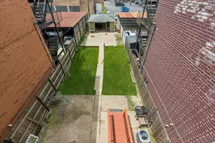 1814 N Sawyer Ave, Chicago, IL 60647 - Photo 18