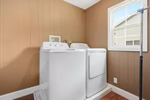 409 N 1st St, Fairbury, IL 61739 - Photo 22