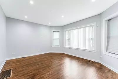 12238 S Yale Avenue, Chicago, IL 60628 - Photo 4