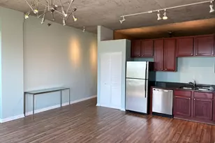 1122 W Catalpa Ave, Chicago, IL 60640 - Photo 8