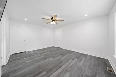 15256 State Street, South Holland, IL 60473 - Photo 32