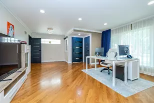 212 S Hi Lusi Ave, Mount Prospect, IL 60056 - Photo 16