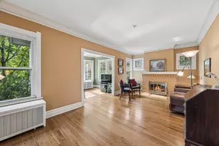 619 N Grove Ave, Oak Park, IL 60302 - Photo 2