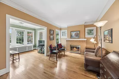 619 N Grove Avenue, Oak Park, IL 60302 - Photo 4