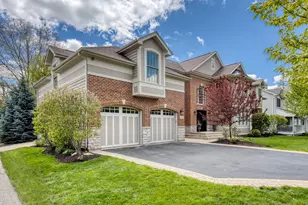 119 Roslyn Rd, Barrington, IL 60010 - Photo 2