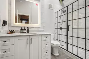420 W Ontario St, Chicago, IL 60654 - Photo 10