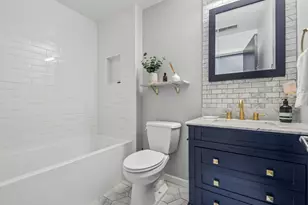 420 W Ontario St, Chicago, IL 60654 - Photo 8