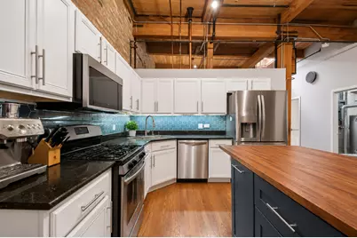 420 W Ontario Street #410, Chicago, IL 60654 - Photo 6