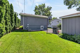 1S134 Michigan Ave, Lombard, IL 60148 - Photo 18