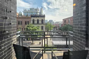 22 N Aberdeen St, Chicago, IL 60607 - Photo 6