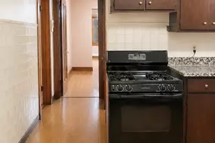 5445 W Melrose St, Chicago, IL 60641 - Photo 14