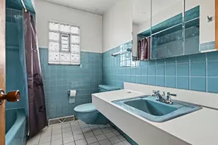 14107 S Mackinaw Ave S, Burnham, IL 60633 - Photo 8