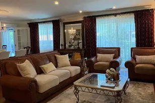9530 N Lamon Ave, Skokie, IL 60077 - Photo 8