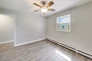 1415 Walnut Dr, Woodstock, IL 60098 - Photo 12