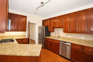 2S729 Parkview Dr, Glen Ellyn, IL 60137 - Photo 8