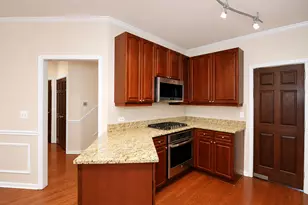 2S729 Parkview Dr, Glen Ellyn, IL 60137 - Photo 10