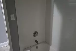 5621 S Green St, Chicago, IL 60621 - Photo 10