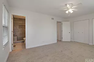 847 Essex Cir, Grayslake, IL 60030 - Photo 12