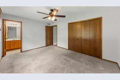 205 Suzy Court, Plano, IL 60545 - Photo 18