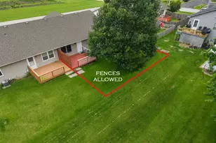 205 Suzy Ct, Plano, IL 60545 - Photo 2