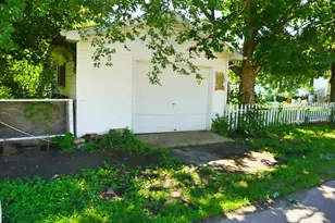 1434 Kansas St, Ottawa, IL 61350 - Photo 4