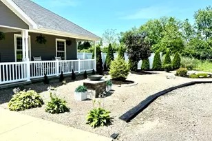 2 Wayman Canyon Rd, Oakwood, IL 61858 - Photo 4