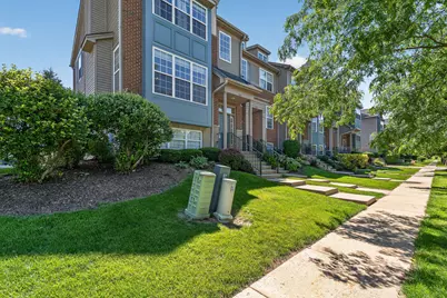 205 Station Park Circle, Grayslake, IL 60030 - Photo 38