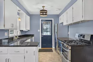 5349 N Neenah Ave, Chicago, IL 60656 - Photo 8