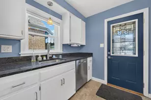 5349 N Neenah Ave, Chicago, IL 60656 - Photo 10