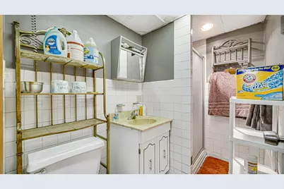 1634 W 68th Street, Chicago, IL 60636 - Photo 2