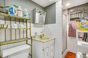 1634 W 68th St, Chicago, IL 60636 - Photo 2