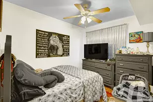 1634 W 68th St, Chicago, IL 60636 - Photo 6