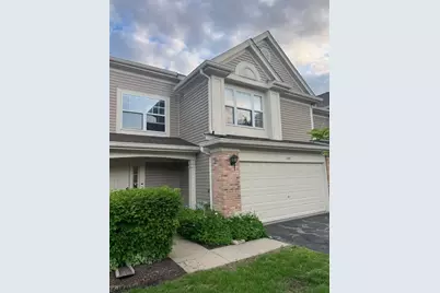 109 Holmes Way #109, Schaumburg, IL 60193 - Photo 1