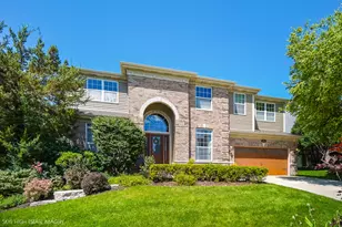 5280 Burnham St, Lisle, IL 60532 - Photo 2