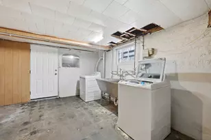 3947 W 65th St, Chicago, IL 60629 - Photo 18