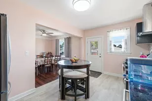 3947 W 65th St, Chicago, IL 60629 - Photo 8