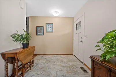 4600 Roslyn Road, Downers Grove, IL 60515 - Photo 2