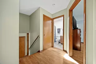 4600 Roslyn Rd, Downers Grove, IL 60515 - Photo 14