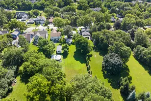 4600 Roslyn Rd, Downers Grove, IL 60515 - Photo 44
