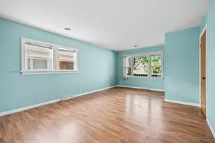 11559 S Kedzie Ave, Merrionette Park, IL 60803 - Photo 4