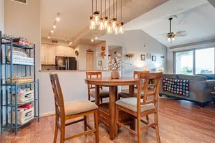 1761 Pavilion Way, Park Ridge, IL 60068 - Photo 4