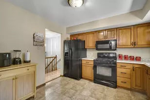 180 S Belmont Ave, Elgin, IL 60123 - Photo 12