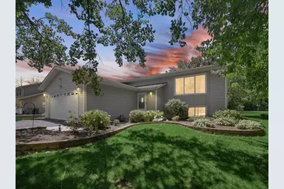 180 S Belmont Avenue, Elgin, IL 60123 - Photo 2