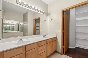 8650 Saddlebred Ct, Frankfort, IL 60423 - Photo 10